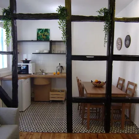 Olo House Lefkada City